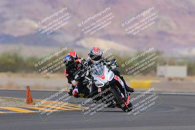 media/Sep-11-2022-SoCal Trackdays (Sun) [[81b7e951af]]/Turn 14 (1130am)/